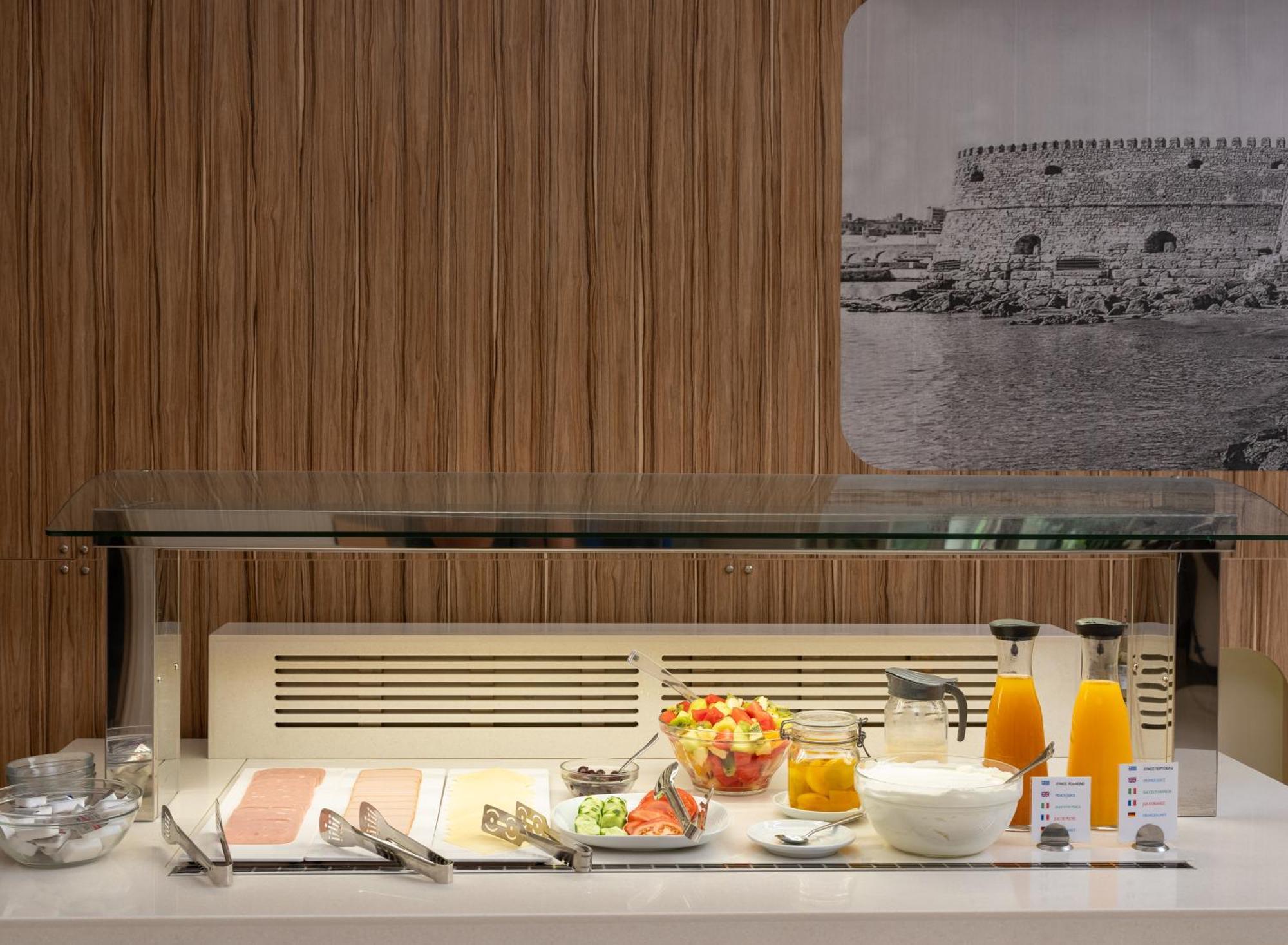 Athinaiko Hotel 이라클리온 외부 사진