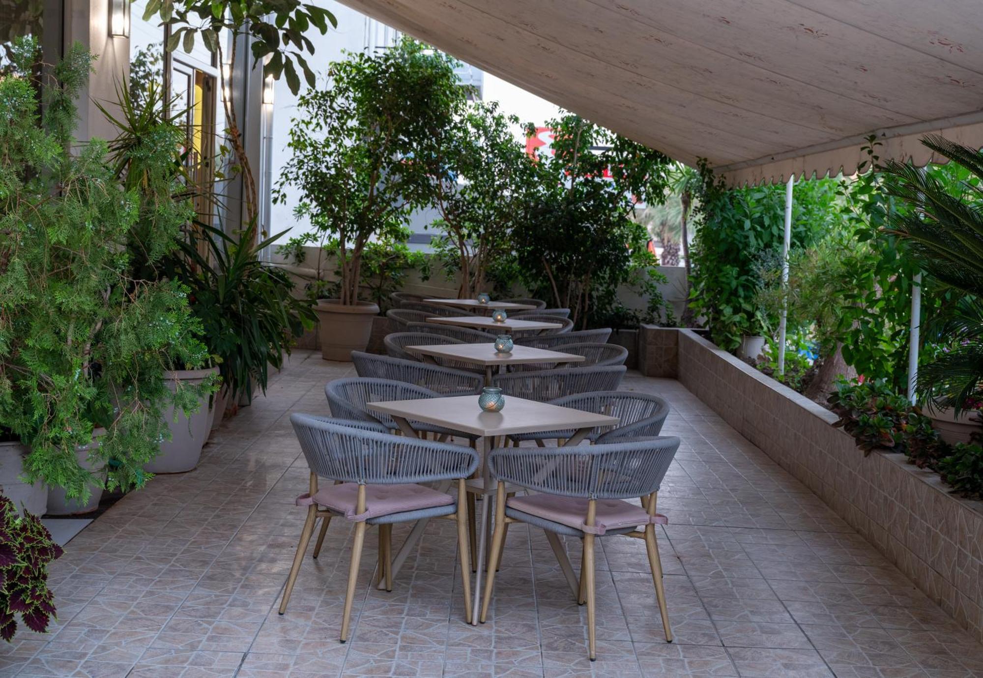 Athinaiko Hotel 이라클리온 외부 사진